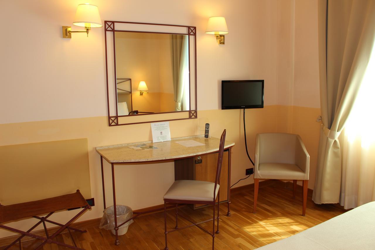 Hotel Semifonte Barberino Val d'Elsa ภายนอก รูปภาพ