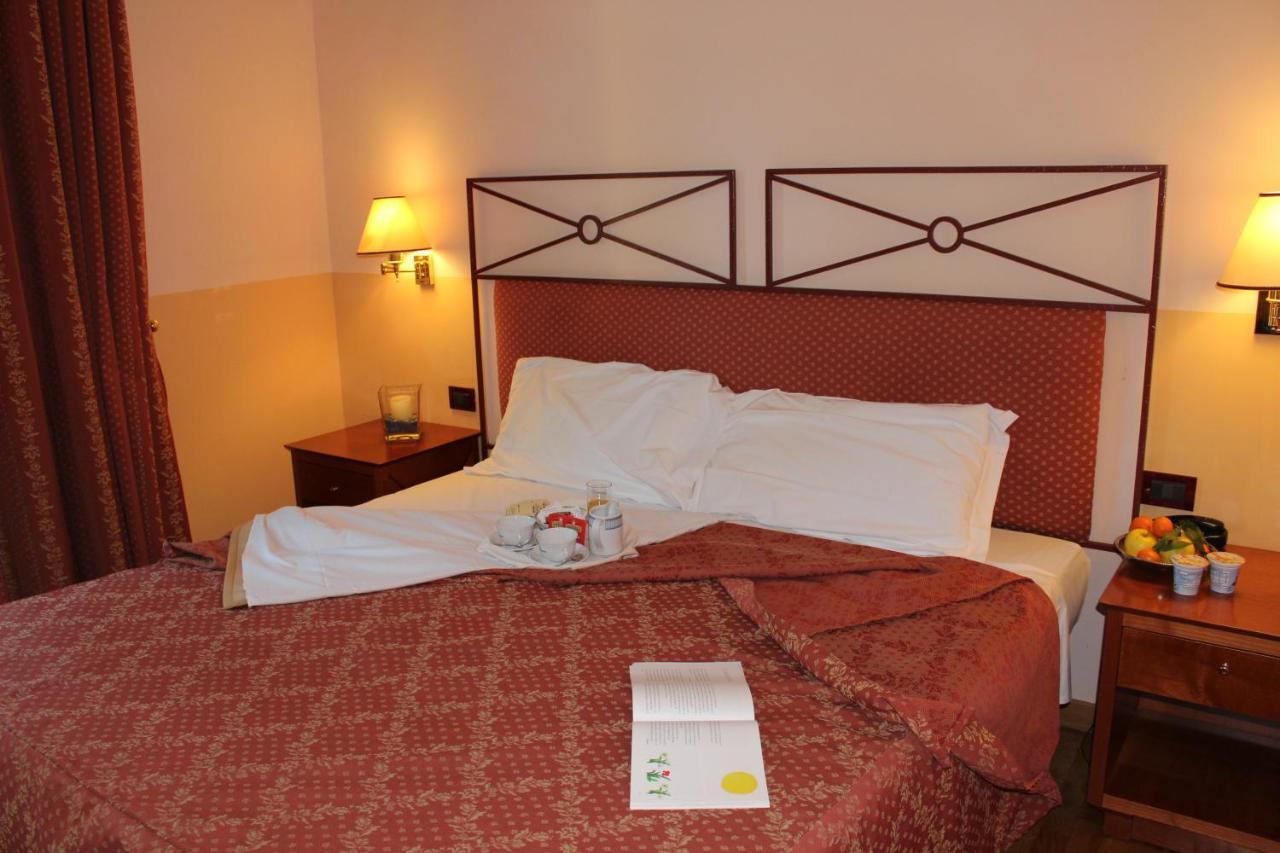 Hotel Semifonte Barberino Val d'Elsa ภายนอก รูปภาพ